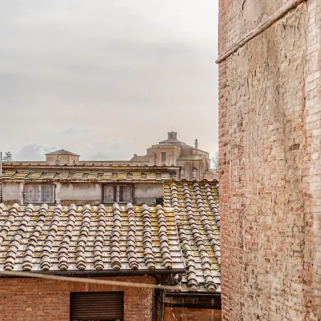 Charming Mezzanino Apartamento